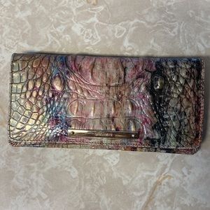 Brahmin Opal Ady wallet